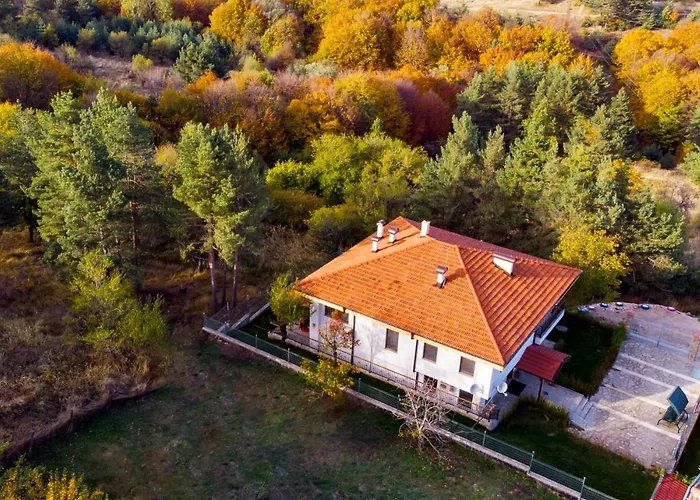 Villa маринови *