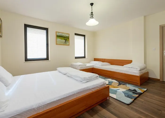 маринови Villa *